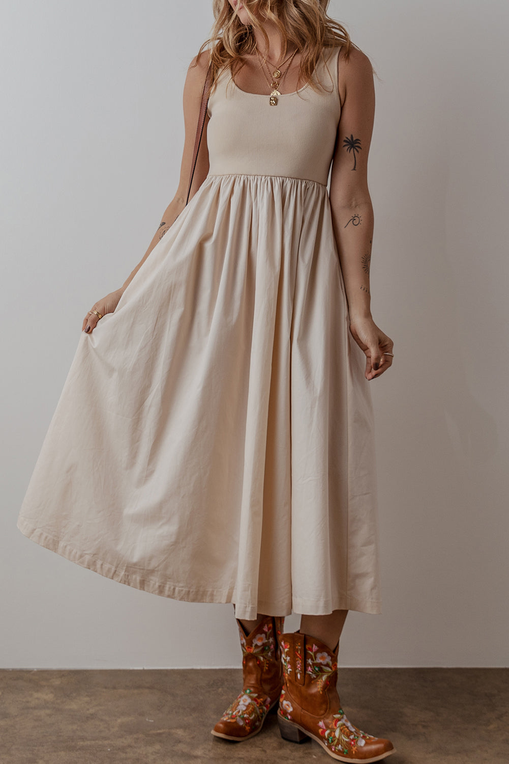 Ribbed Bodice Pleated Maxi Dress