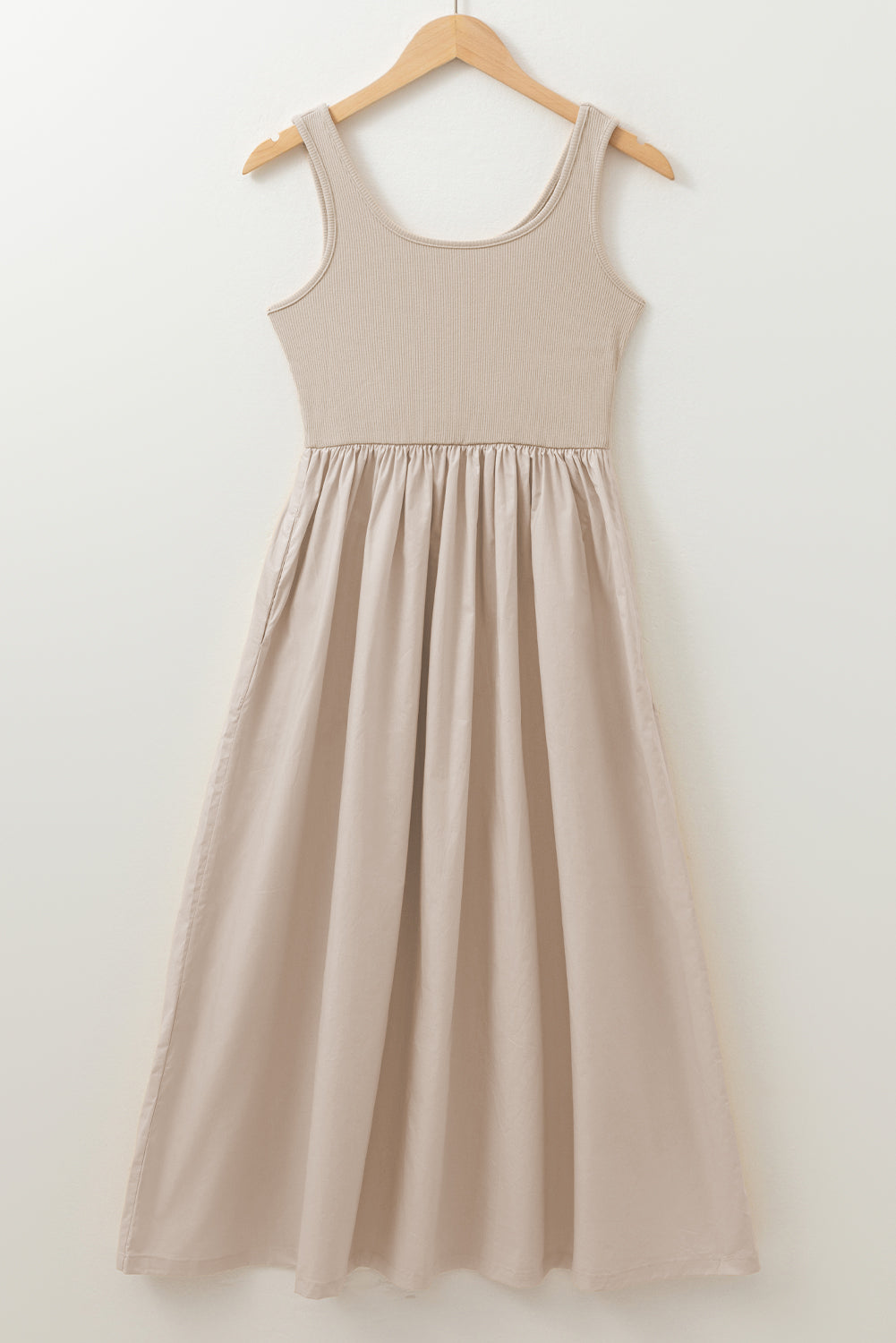 Ribbed Bodice Pleated Maxi Dress